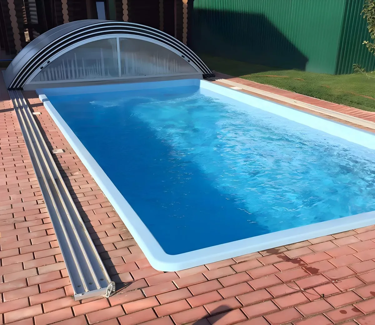 Laguna 7 — вечернее освещение в Твери